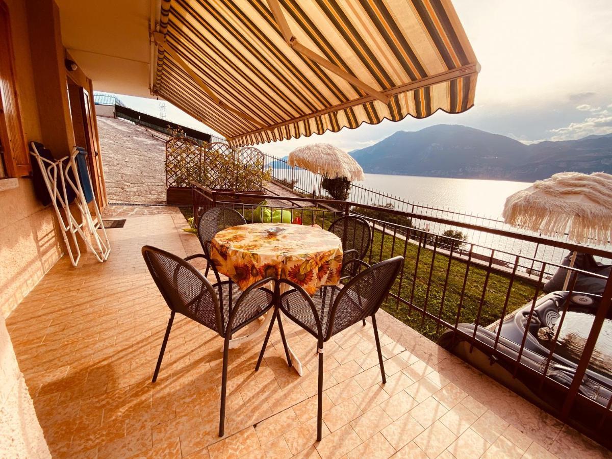 Appartamenti Iride Brenzone sul Garda Exterior foto
