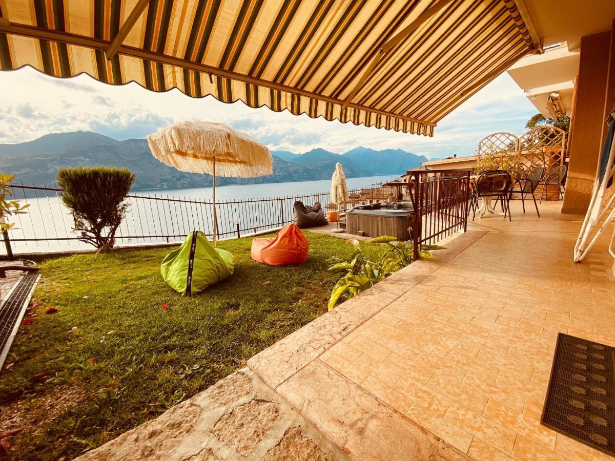 Appartamenti Iride Brenzone sul Garda Exterior foto