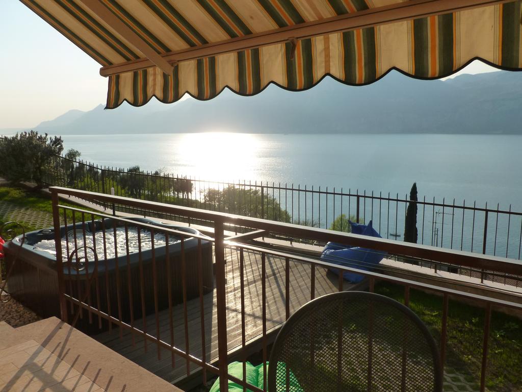 Appartamenti Iride Brenzone sul Garda Exterior foto
