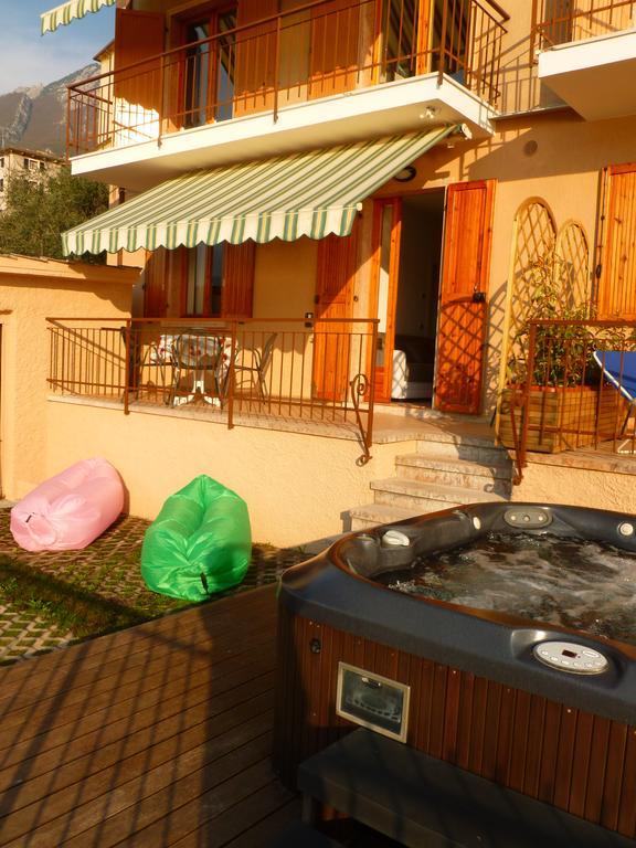 Appartamenti Iride Brenzone sul Garda Exterior foto